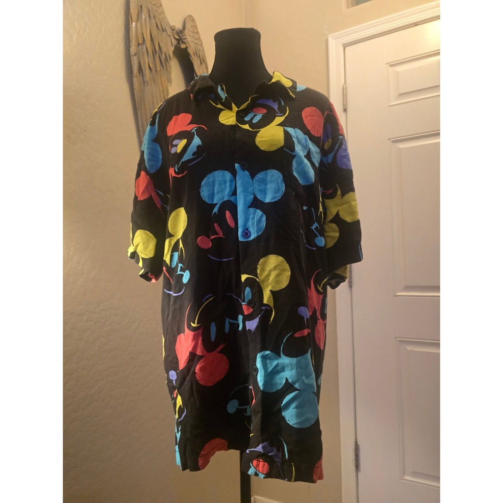 Disney Mickey Mouse Men XL Black Rayon All Over Print Button Down Mad Engine